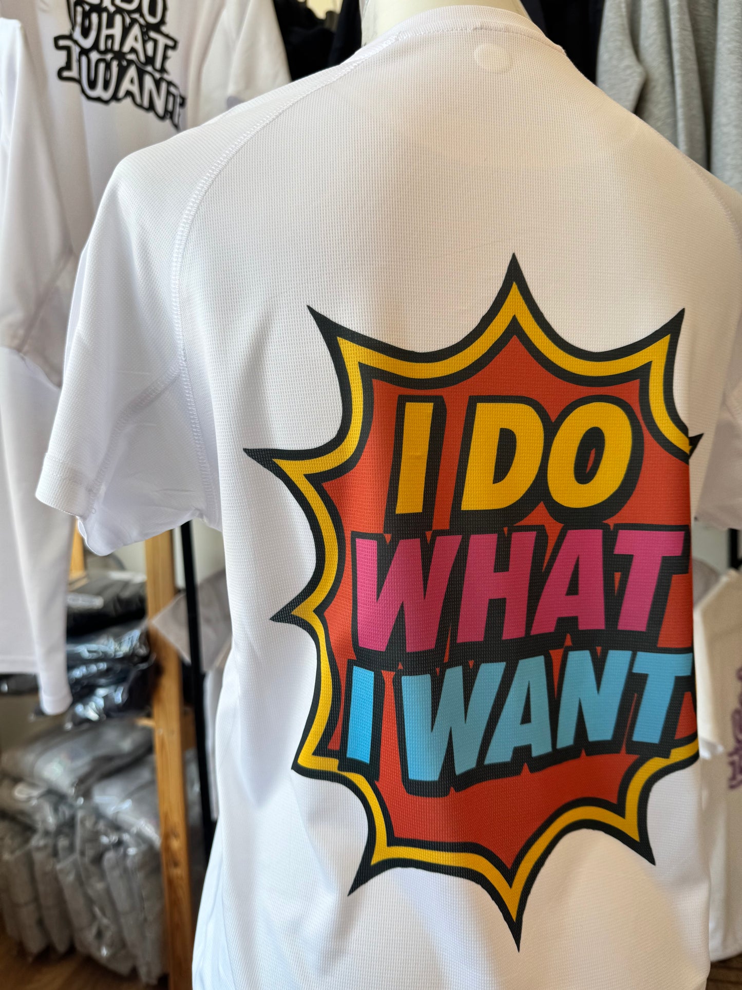 T-shirt TECNICA BIANCA stampa "I DO WHAT I WANT" vers 2025