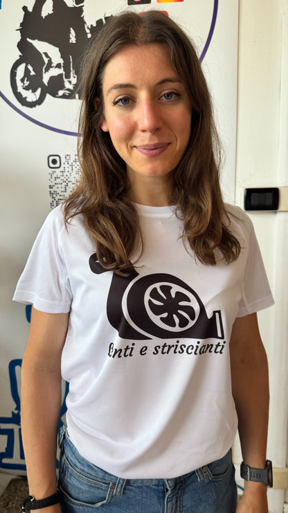 T-shirt con grafica LENTI E STRISCIANTI di @TIZINMOTO