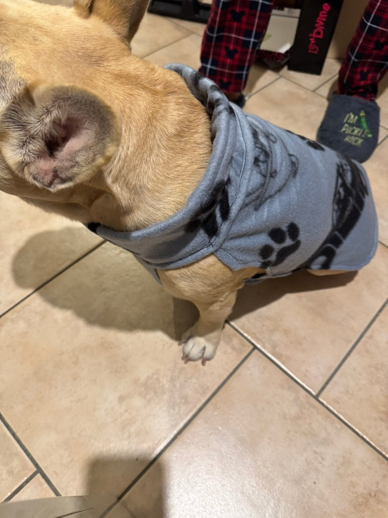 Pigiamino in pile per bulldog e altri pelosini