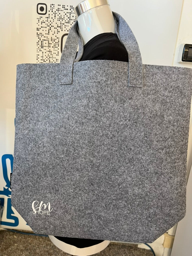Borsa grande in 100% feltro riciclato con  "ETTORE--I DO WHAT I WANT"