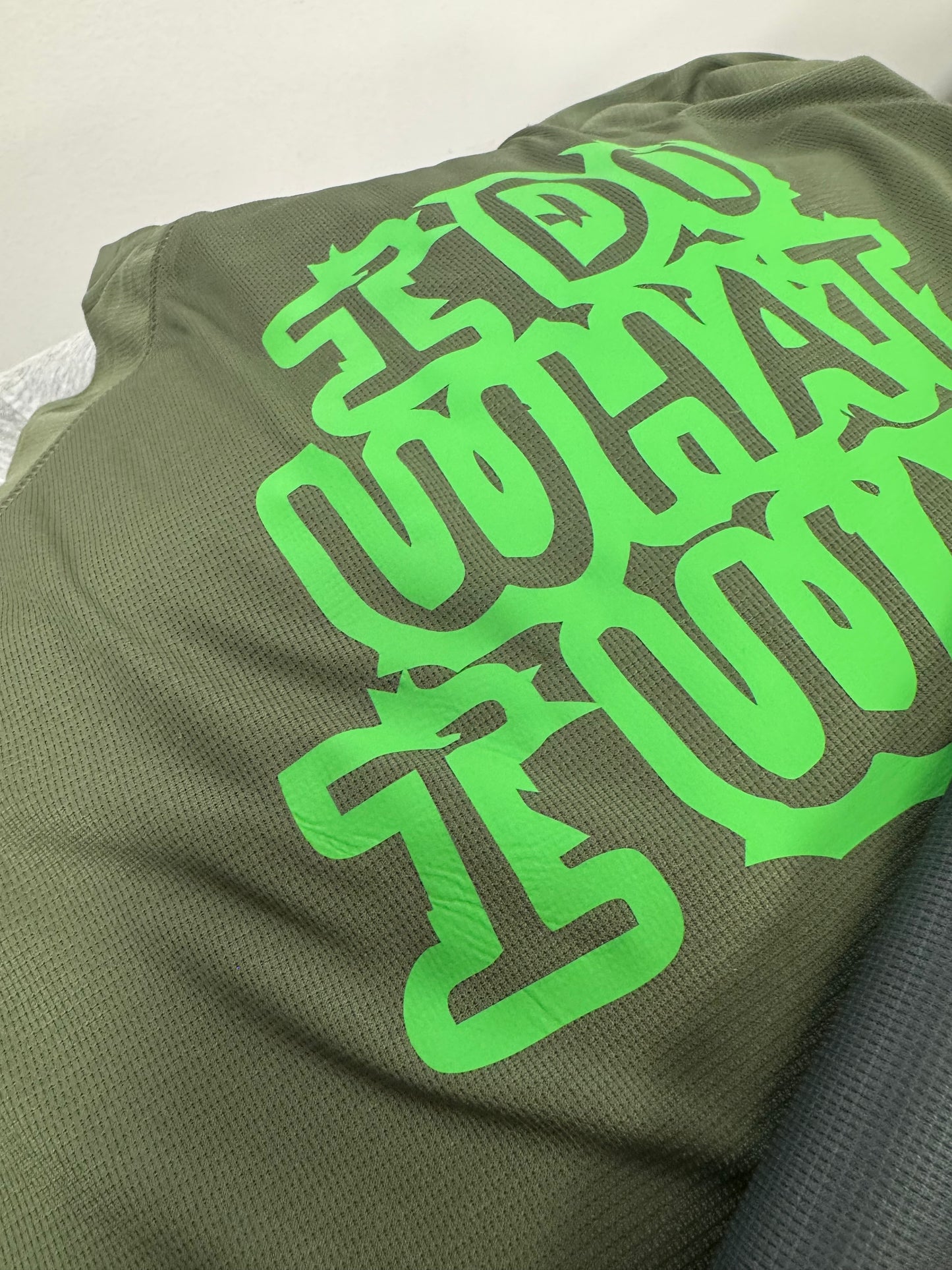 T-shirt TECNICA VERDE SCURO stampa "I DO WHAT I WANT"